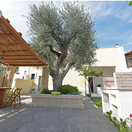 Ricciardi-suite Familiare 2-zona Ostuni Apartment Montalbano (Apulia)