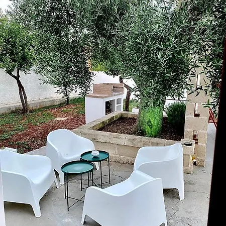 Ricciardi-suite Familiare 2-zona Ostuni * Montalbano (Apulia)